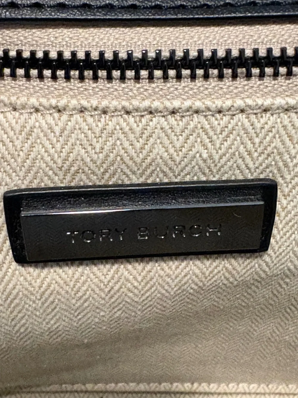 Tory Burch Matte Willa Handbag Bag Black Large